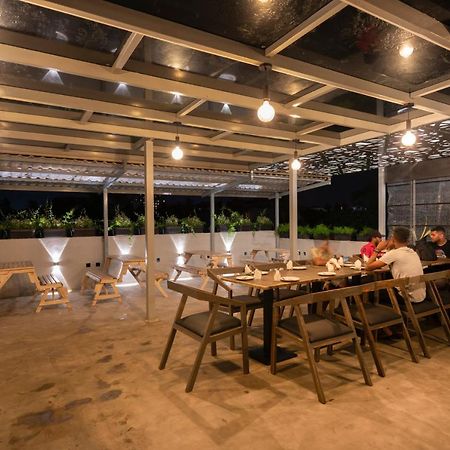 Gentz Residency & Restaurant Hotell Colombo Eksteriør bilde
